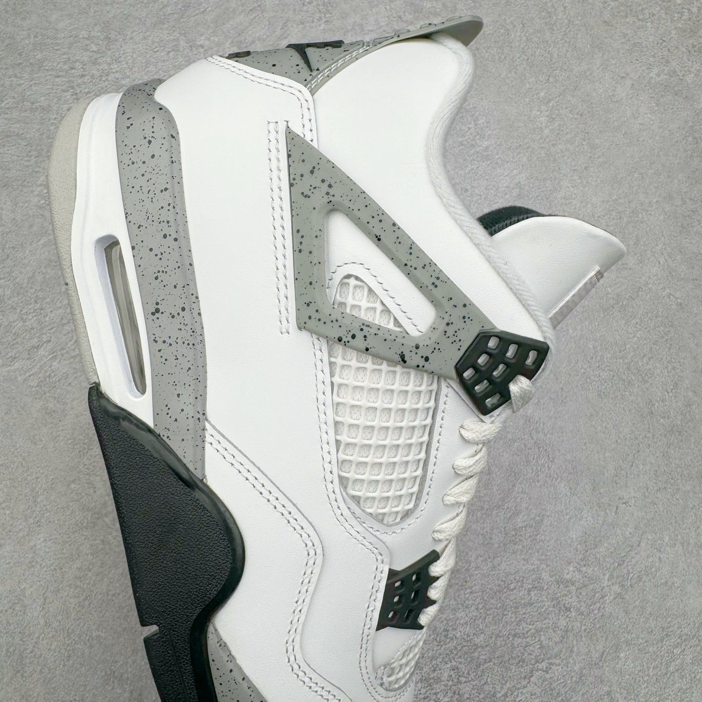 Jordan 4 Retro White Cement (2025)